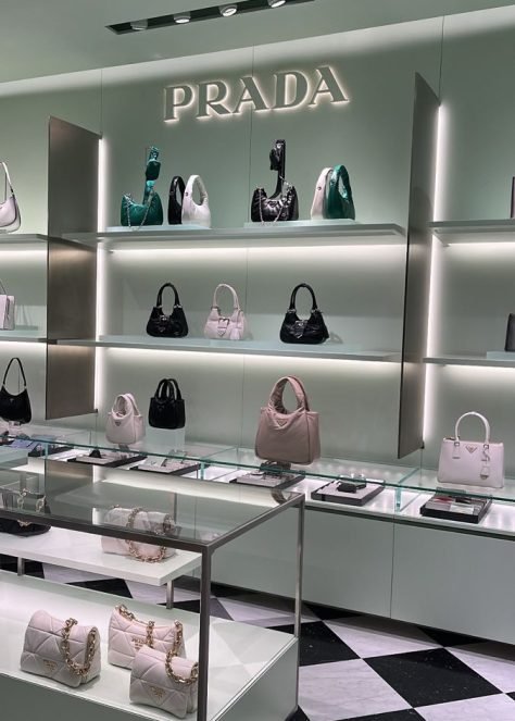 prada store